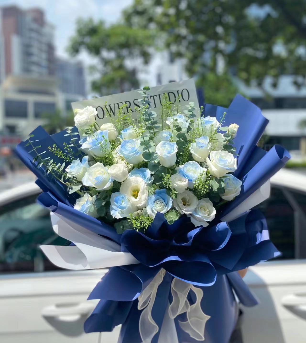 blue sky flower bouquet
